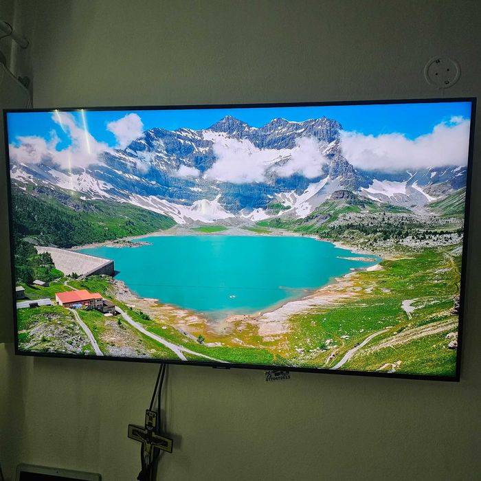 Televizor Smart Samsung QLED QE50Q60TAUXXH 50 inch 125cm