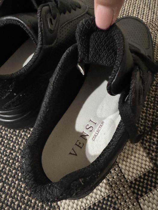 Кроссовки женские, 36 размер