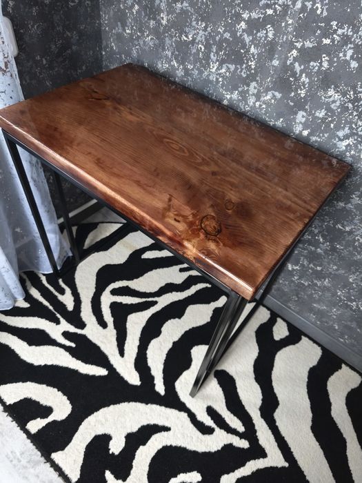 Столики журнальные,стелажи