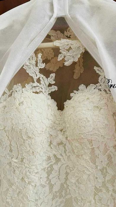 Булчинска рокля.