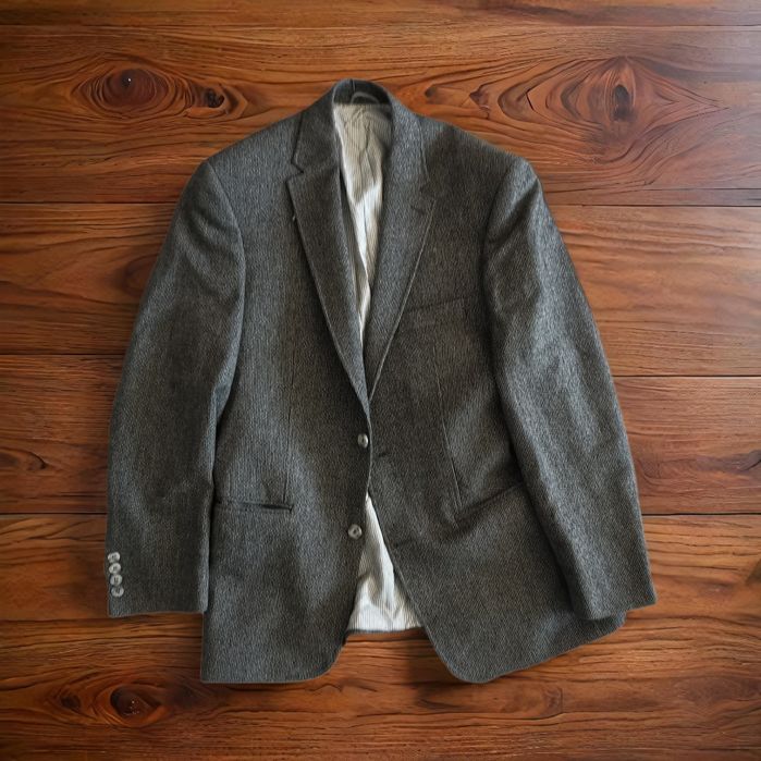 Лот от най-висококачествени сака