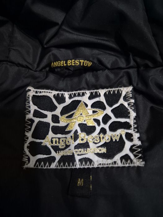 Продам женскую куртку