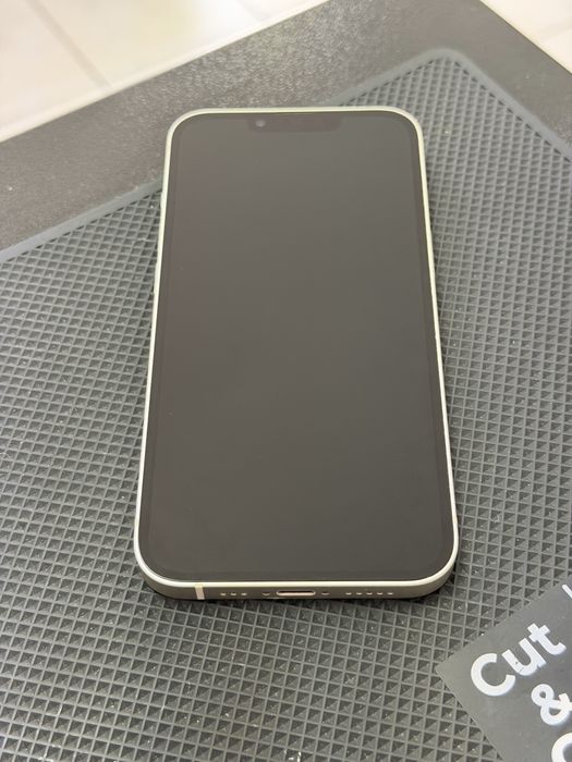 Apple iPhone 13,Starlight,128GB *КатоНов*1г Гаранция*