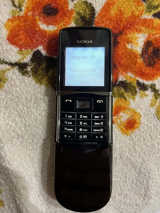 Vând Nokia 8800 Sirocco