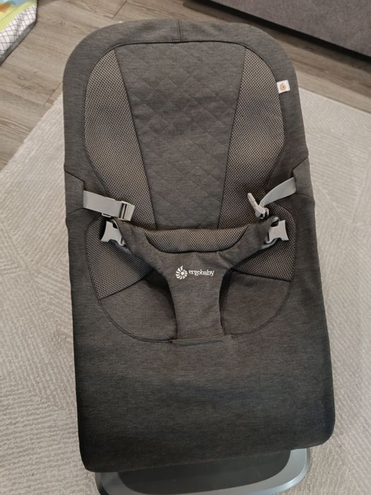 Продам шезлонг качалку