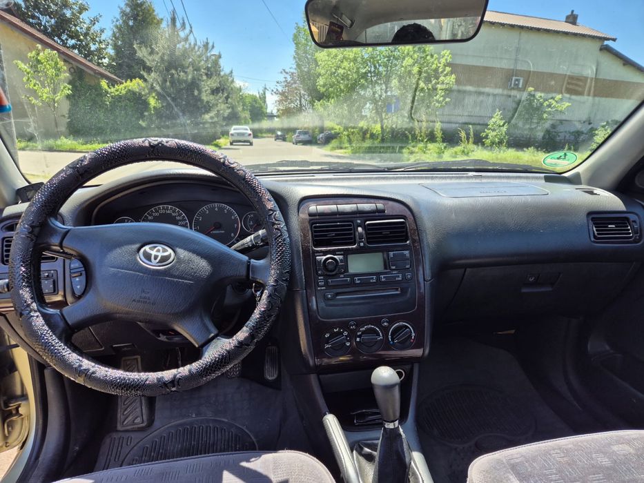 Toyota Avensis T22 2001 1.8 VVTI.Pret negociabil