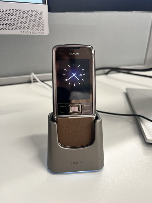 Nokia 8800 Art Saphire