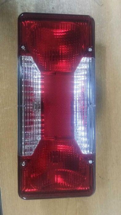 Lampa stop universala.  CA 059