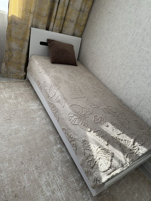 Односпальная кровать