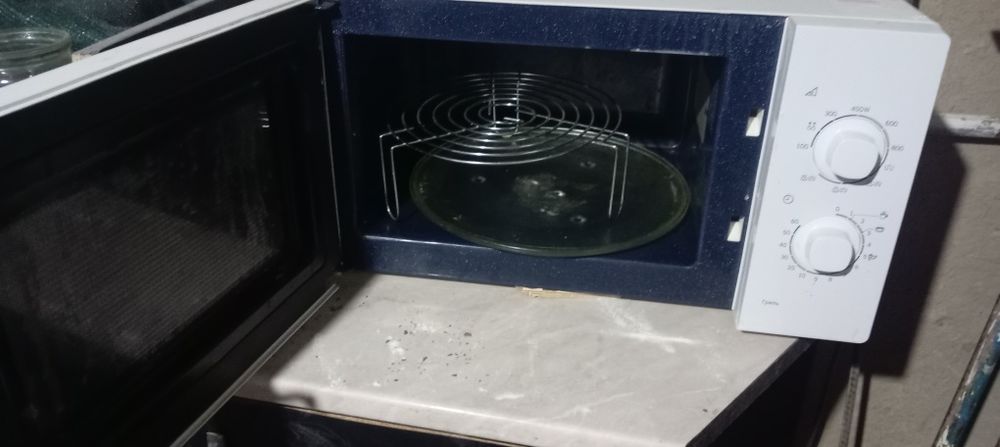 Продается Микроволновка SAMSUNG