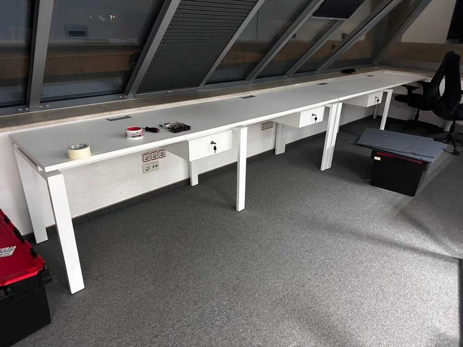 Двоен офис бенч / бюро с прегради – 260×65×75 см