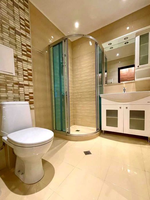 Дава се под наем Двустаен апартамент в София, Дианабад - 70 кв.м за 663 € - Снимка #11