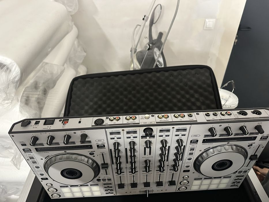 Pioneer DDJ-SX2 + Magma кейс + Скин / dj конзола / контролер