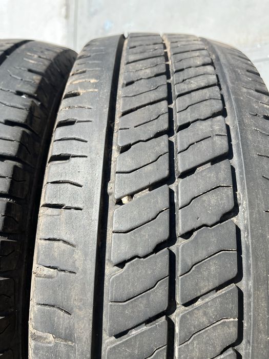 2 бр. гуми за бус 205/65/16C Viking DOT 1323 6-7 mm