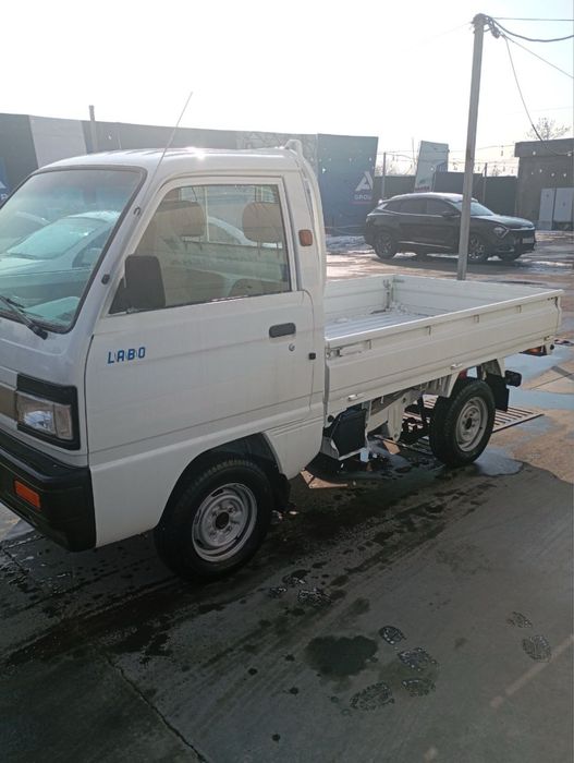 Labo yangi arendaga beriladi