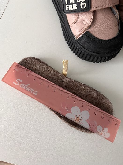 Продам весенние ботиночки