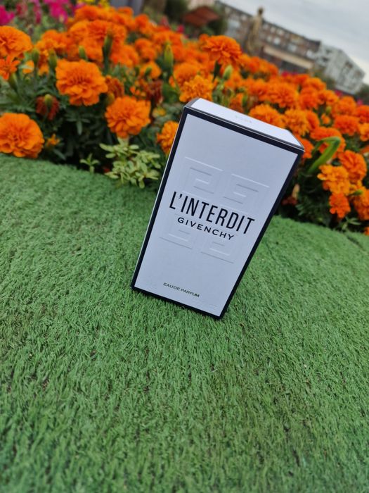 Продам духи новые оригинал