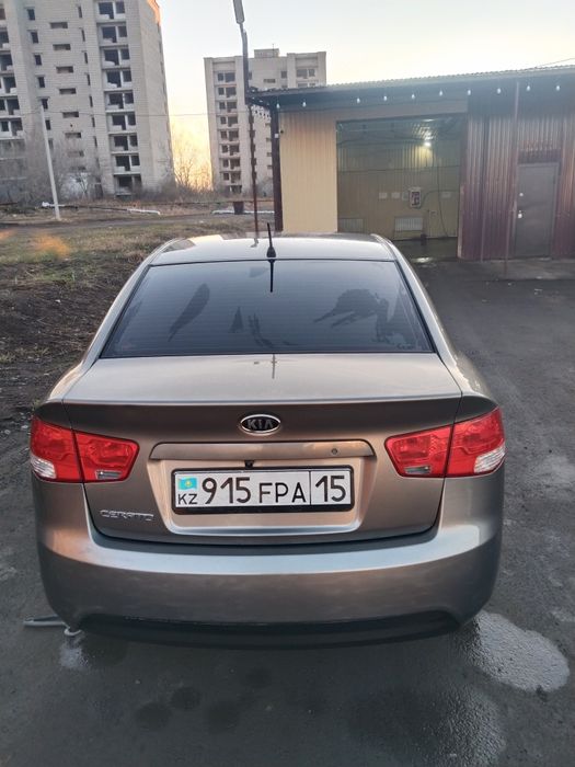 Машину киа церато