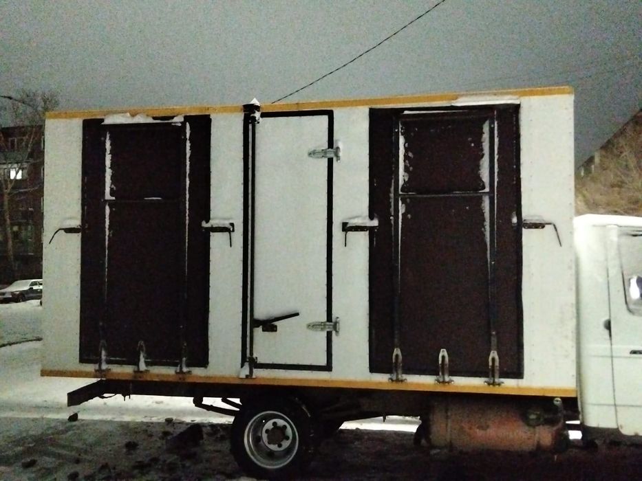 Коневозка для перевозки