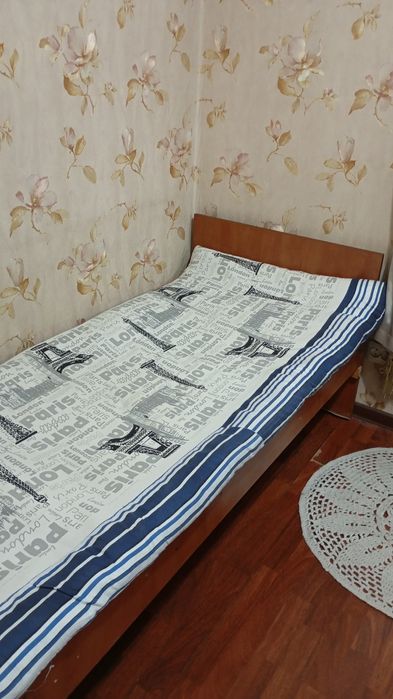 Место в комнате на 1 девушку