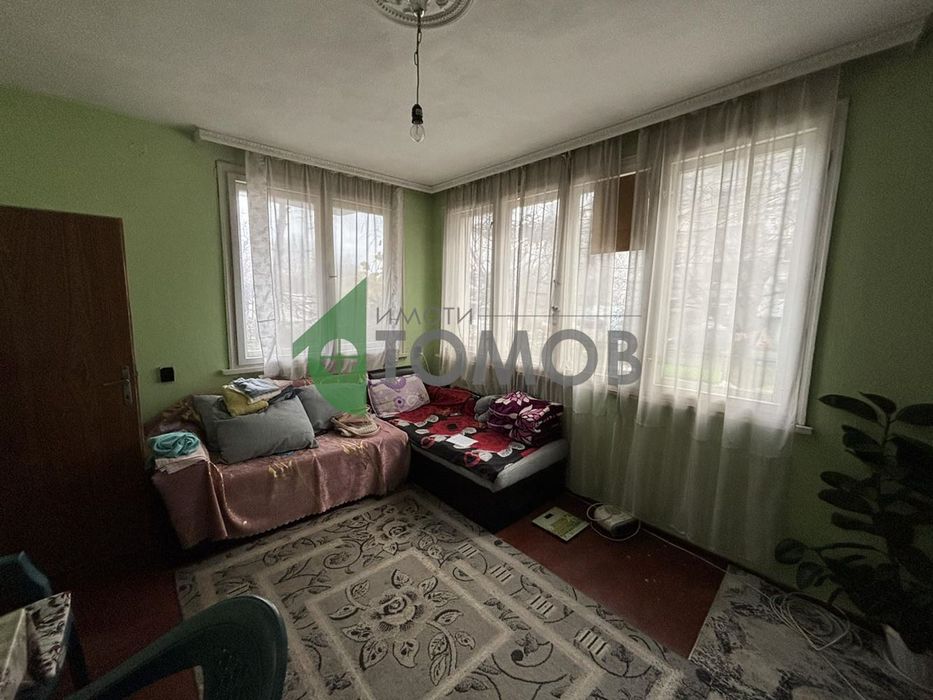 Продава се Къща в Чирпан - 82 кв.м за 446 €/кв.м - Снимка #11