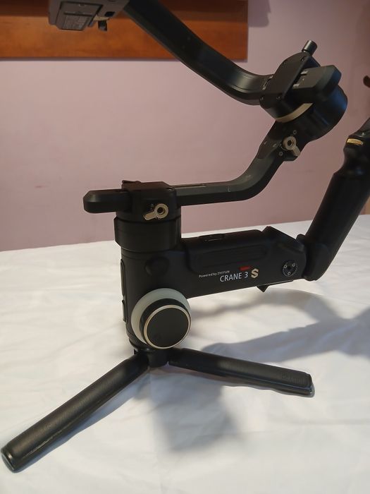 Stabilizator gimbal Zhiyun crane 3s