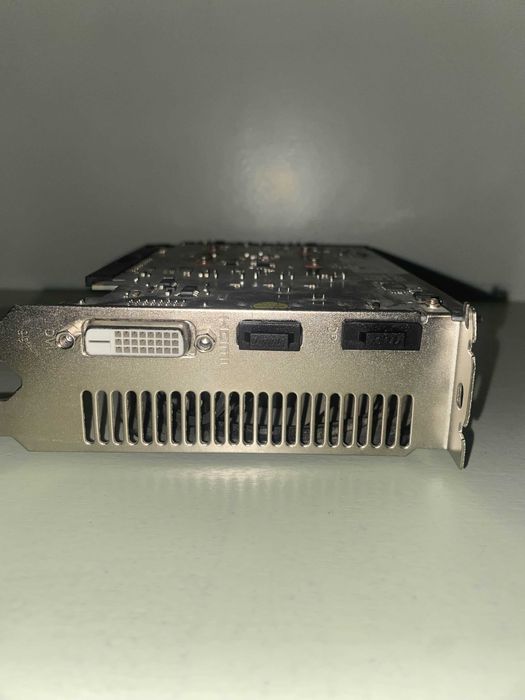 AMD Radeon RX 560 4GB