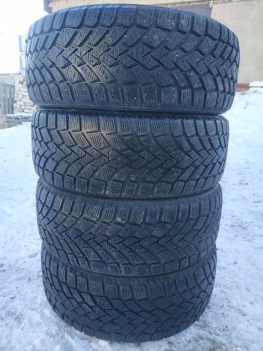 Продам резину R17