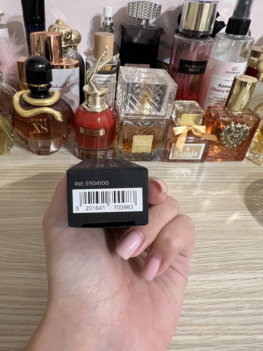 Baza machiaj Radiant matifianta ten gras mixt pentru exces sebum