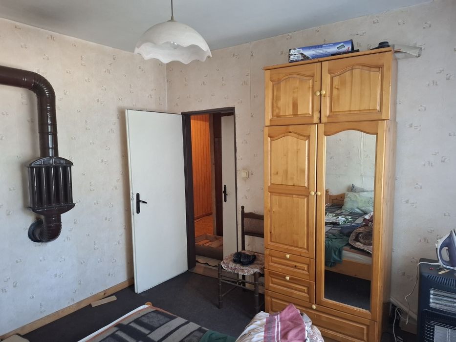 Дава се под наем Двустаен апартамент в Казанлък - 64 кв.м за 49470 € - Снимка #1