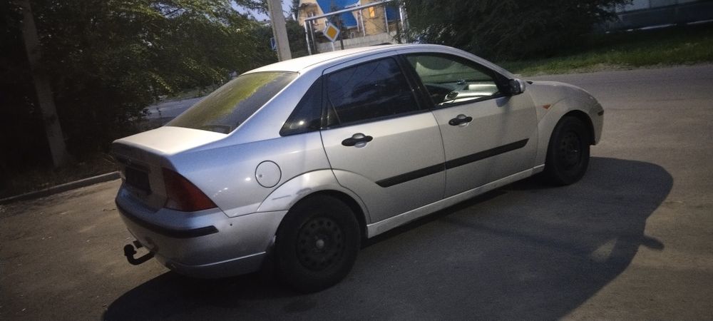 Продам ford focus1 2003 год