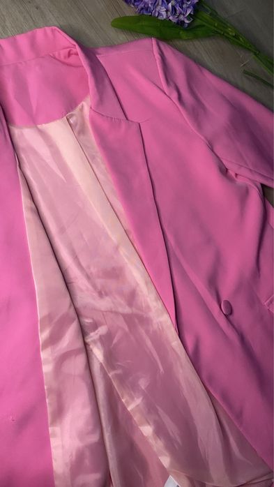 Дамско сако във много добро състояние