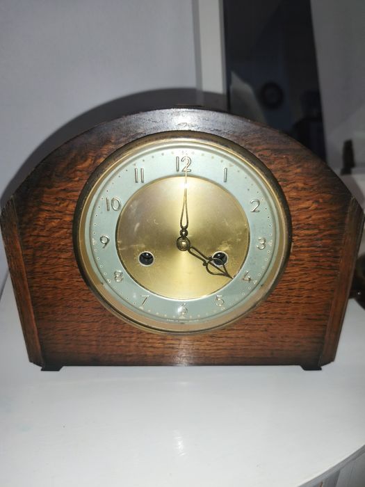 Ceas de șemineu mecanic