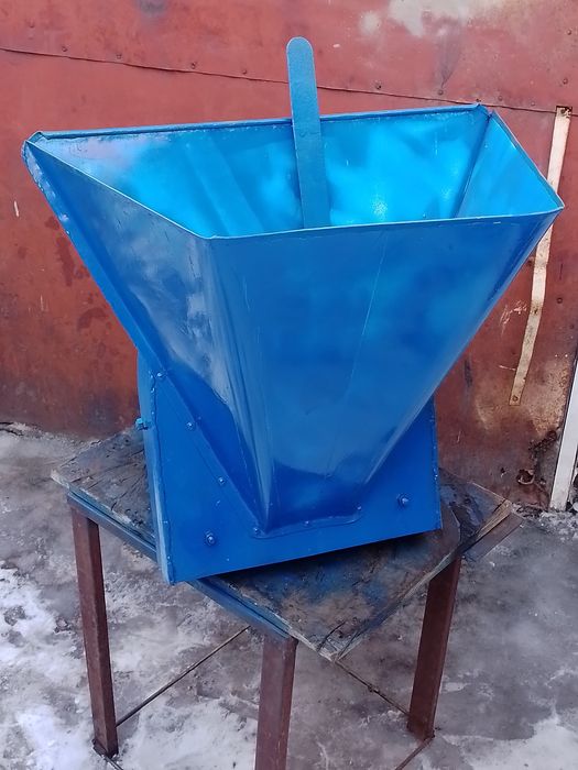 Зернодробилка  3 квт 500кг в час