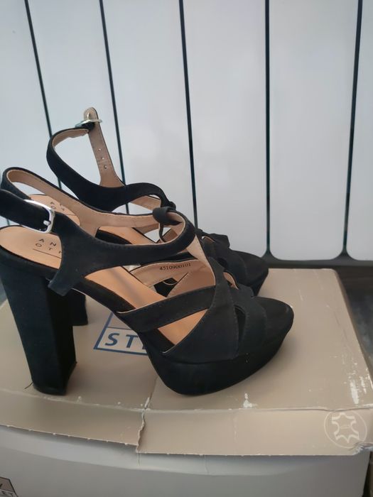 Обувки 9 лв чифта