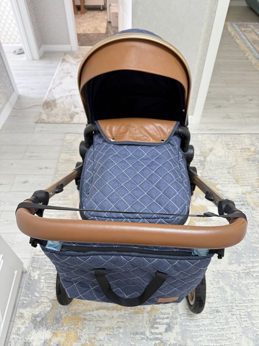 Детская коляска-трансформер