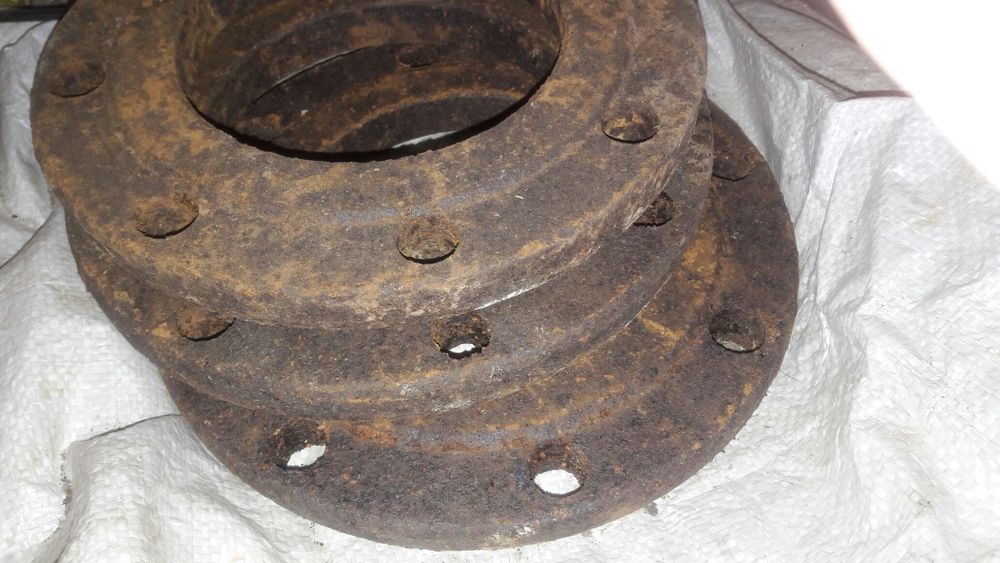 Флинец для металлических труб