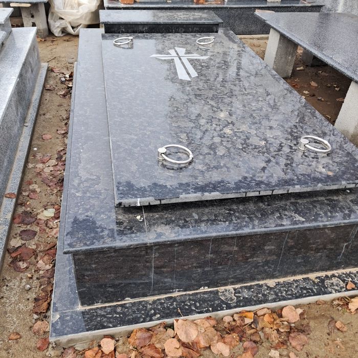 Loc de veci (2) cimitirul evanghelic granit