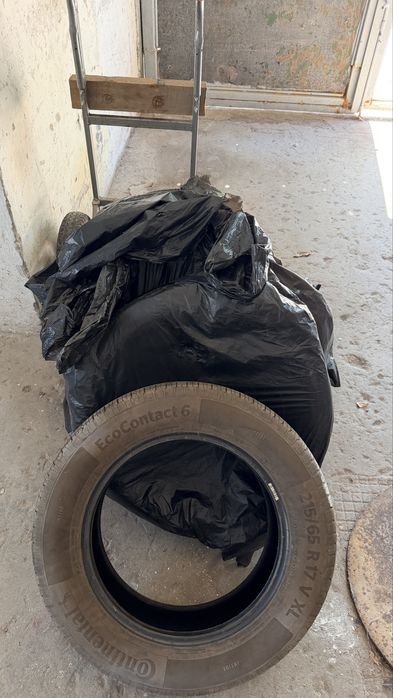 Continental EcoContact 6 215/65/R17 V XL