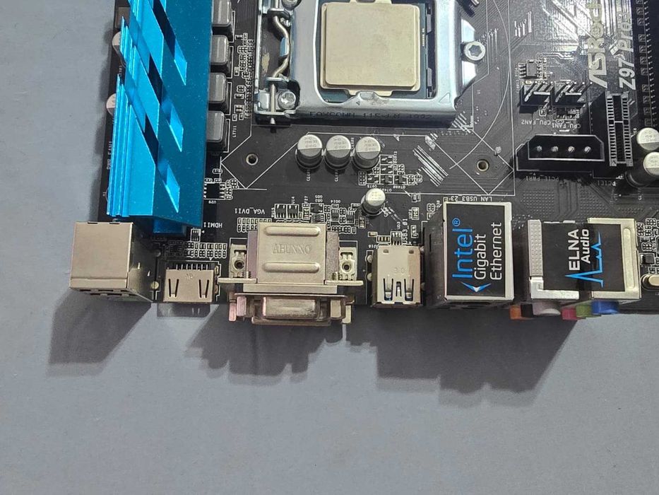 Kit placa de baza ASRock Z97 Pro3 LGA1150 + Intel Core i5-4460 3.2GHz