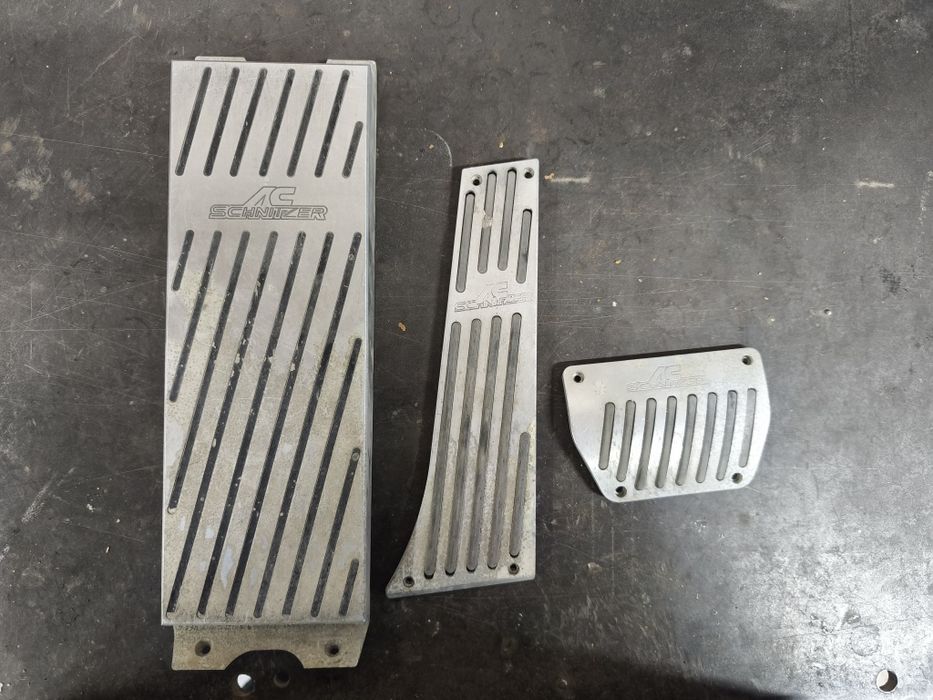 Накладки на педали БМВ