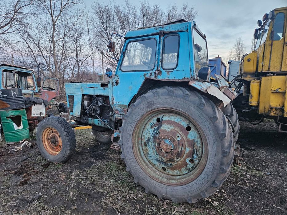 Продам к 700 с 5ти сеялка трактор и прицепы трактор мтз 80ми