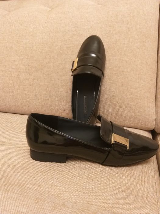 Туфельки шикарные лаковые ZARA.36р.натуральная кожа-лак.