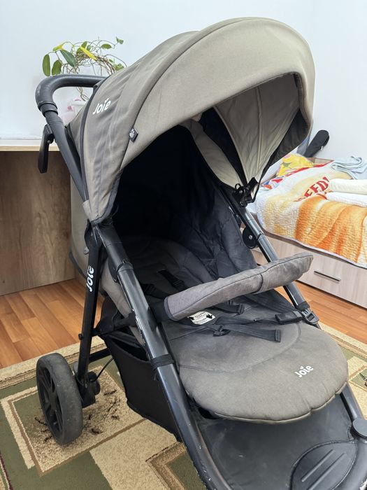 Продам коляску Б/у  Марка Joie Litetrax 4 coal