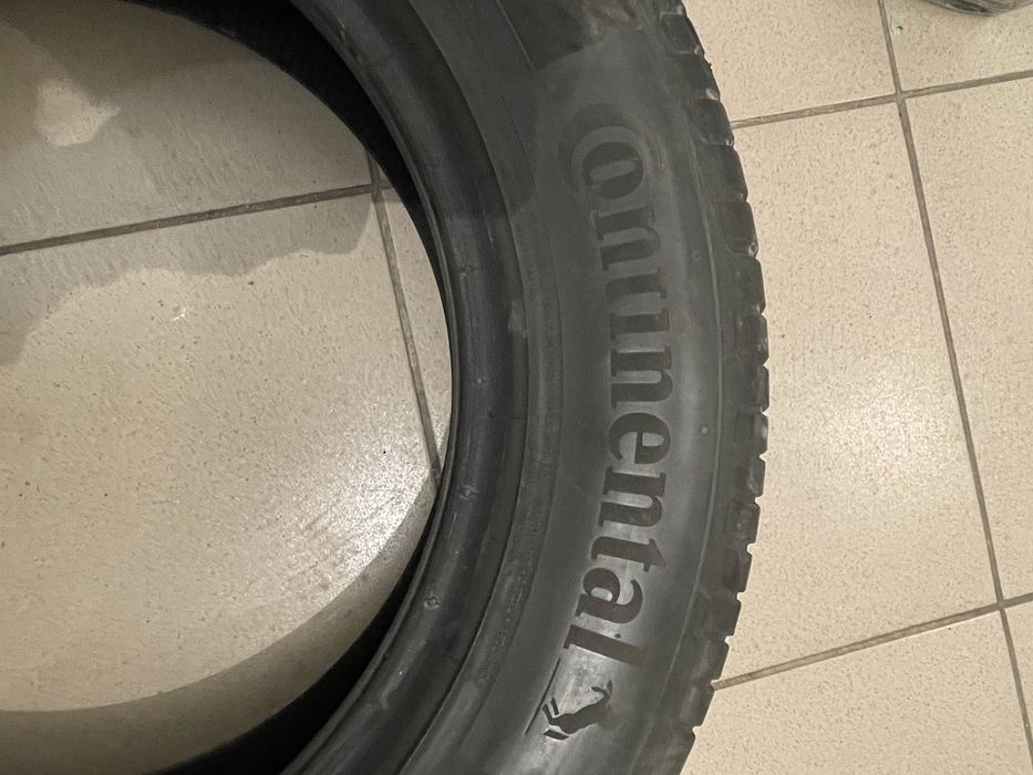 2 cauciucuri de vara Continental 205/60 R 16