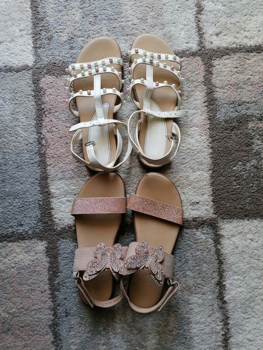 Sandale marimea 34