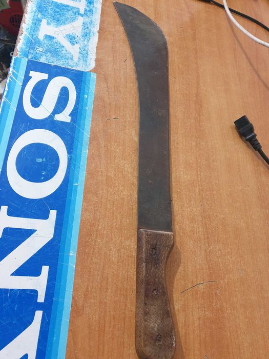 Maceta autentica cu maner de lemn