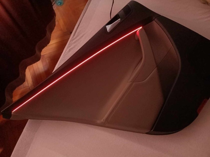 Pot Asigura Montaj :Kit Lumini Ambientale Interior Auto rgb/dinamic 6.