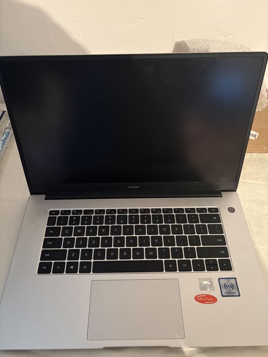 Huawei matebook d15