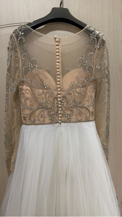 Вечернее платье в пол